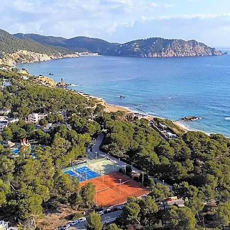 Invisa Club Cala Szálloda 4*