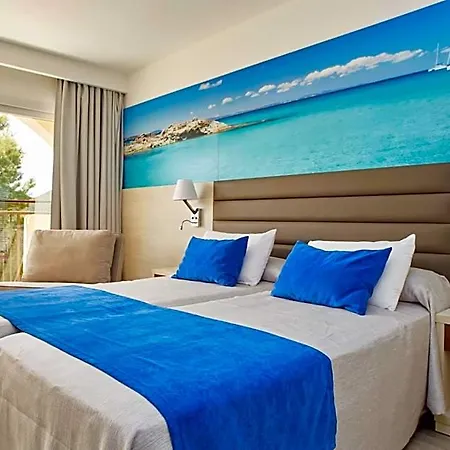 Invisa Club Cala 4* Santa Eularia des Riu