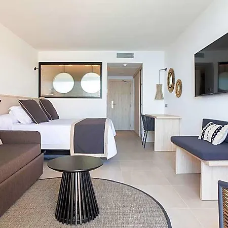 Invisa Club Cala